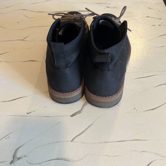 Perry Ellis Black with light brown laces, high top dress shoes, size 10 - Picture 4 of 4